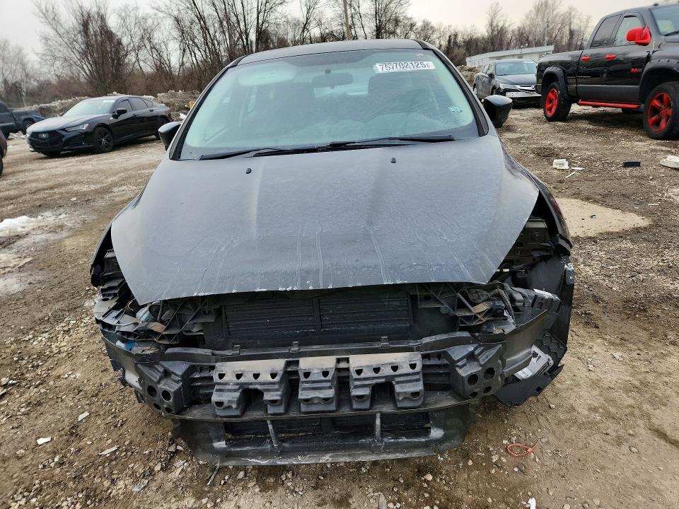 Photo 5 from auction – 2015 FORD FOCUS SE with VIN 1FADP3K26FL228322