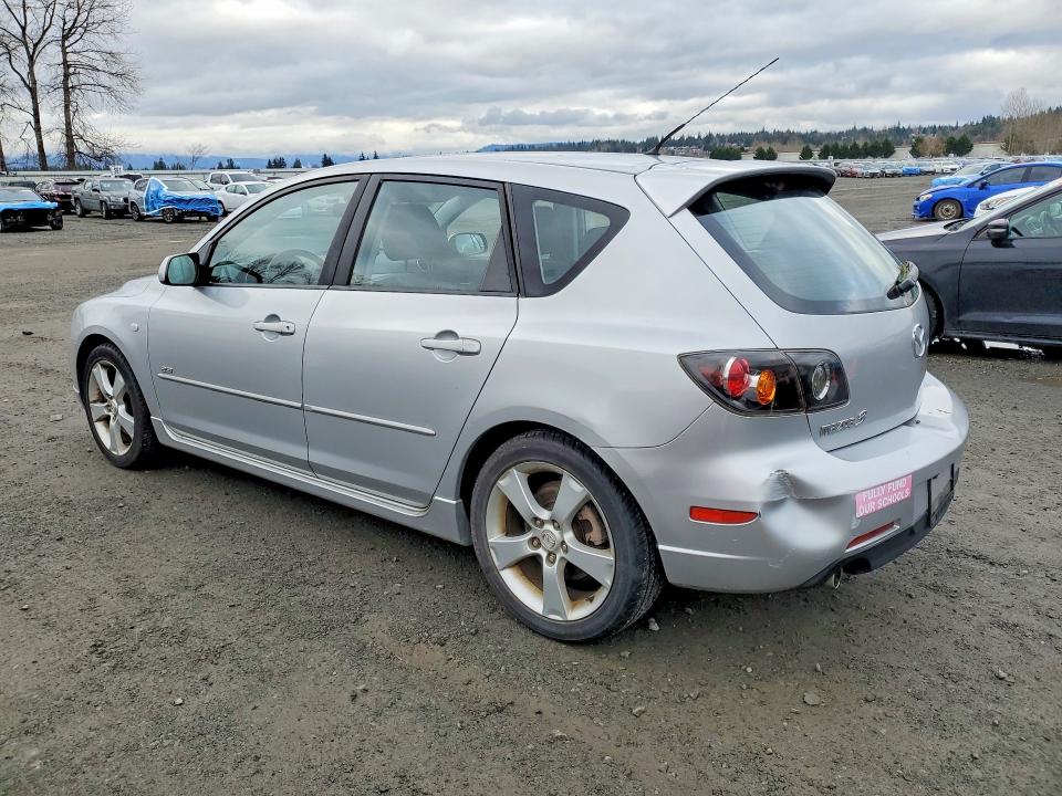 Photo 2 from auction – 2006 MAZDA MAZDA3 with VIN JM1BK343761447162