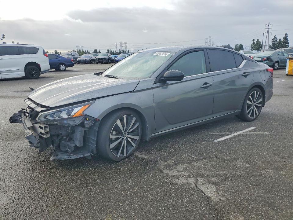 NISSAN ALTIMA 2022 with VIN 1N4BL4CVXNN417365 - Photo from auction