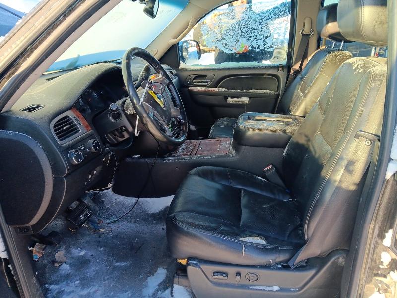Photo 7 from auction – 2011 CHEVROLET TAHOE with VIN 1GNSKCE09BR127428