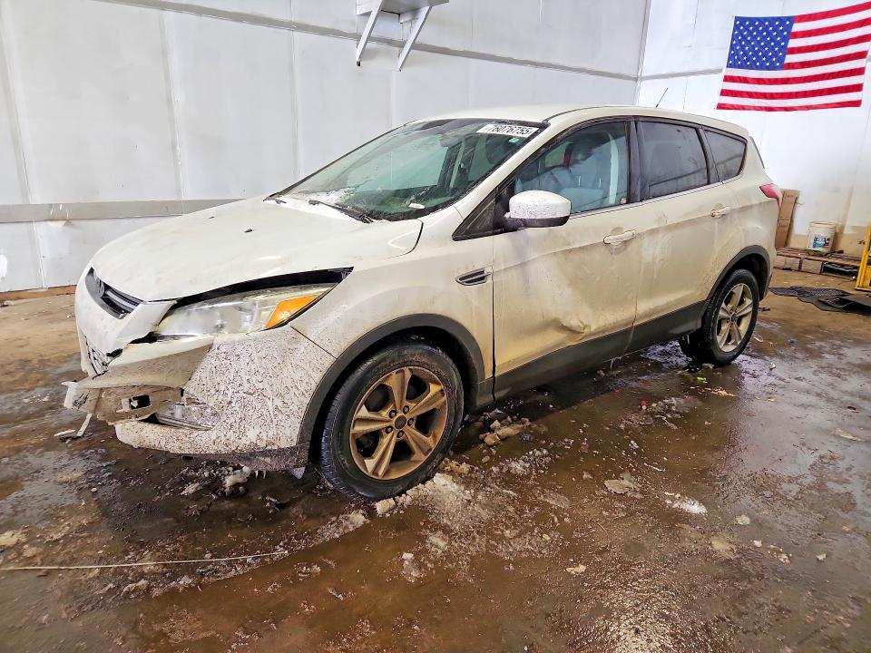 FORD ESCAPE 2015 with VIN 1FMCU0GX4FUC77090 - Photo from auction