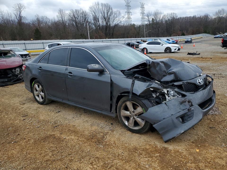 صورة رقم 4 من المزاد - 2011 TOYOTA CAMRY مع VIN 4T1BF3EK8BU755889