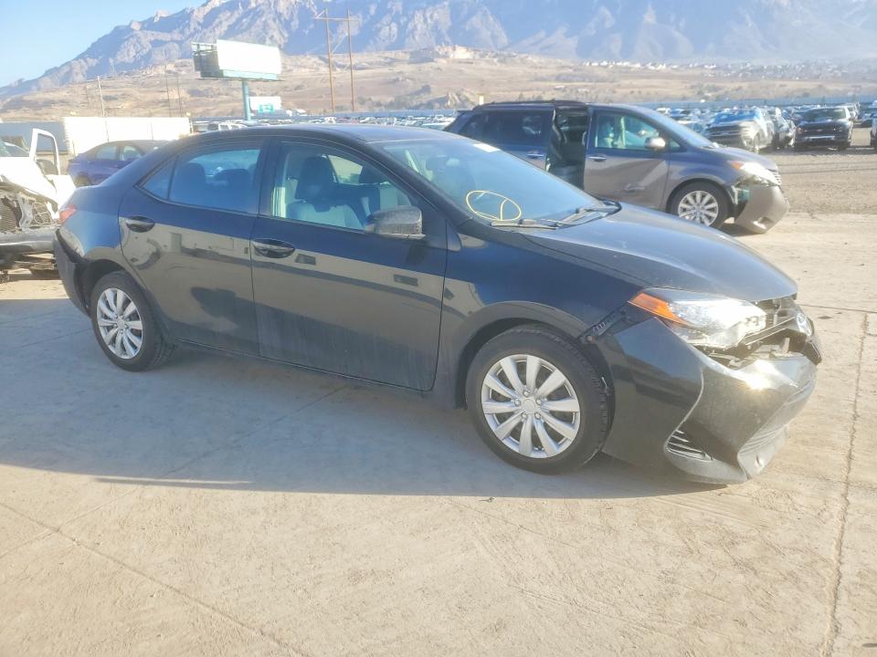 Photo 4 from auction – 2017 TOYOTA COROLLA L with VIN 2T1BURHEXHC822050