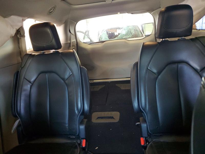 Photo 10 from auction – 2018 CHRYSLER PACIFICA with VIN 2C4RC1GG9JR104761