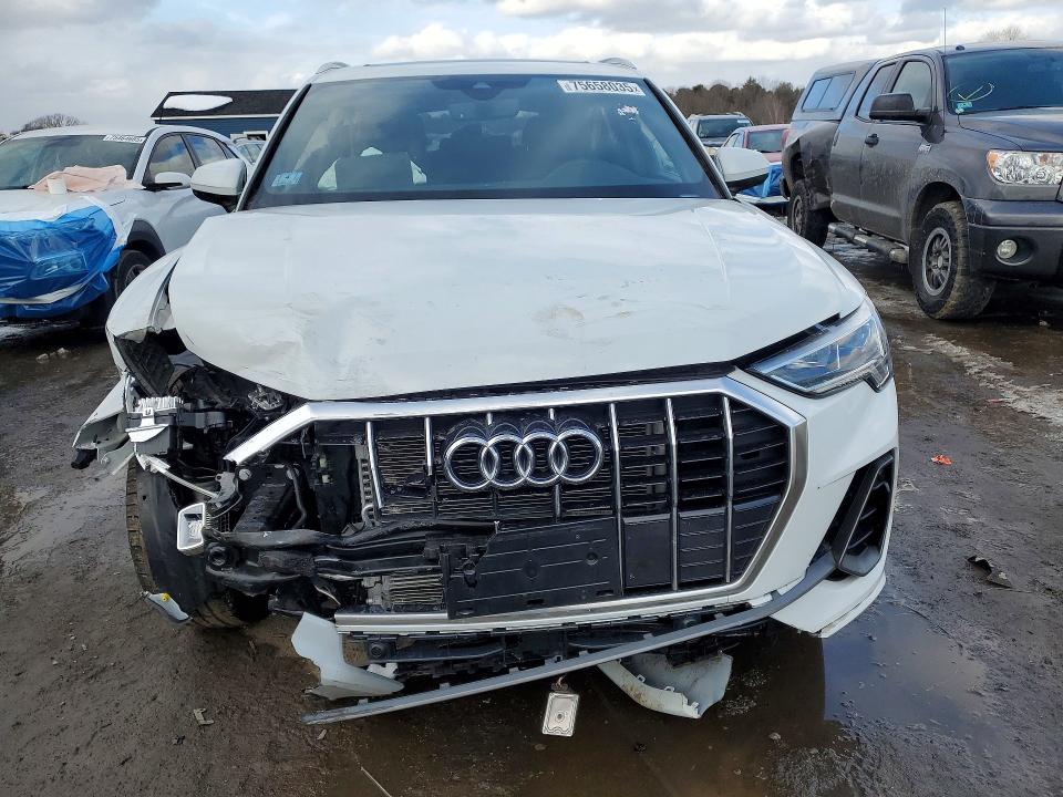Фото 5 с аукциона – 2024 AUDI Q3 с VIN WA1DECF38R1108129