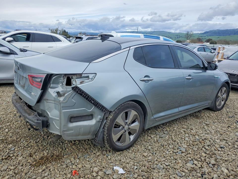 Photo 3 from auction – 2016 KIA OPTIMA with VIN KNAGN4AD4G5095052