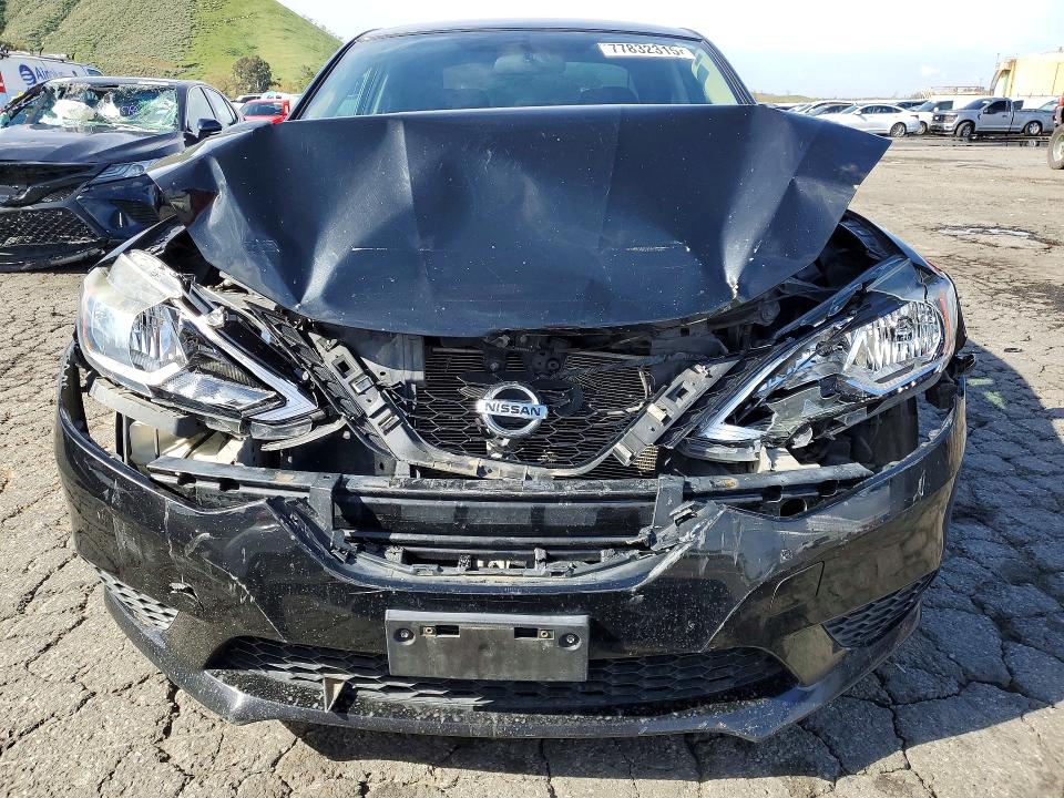 Photo 5 from auction – 2017 NISSAN SENTRA with VIN 3N1AB7AP4HL710202