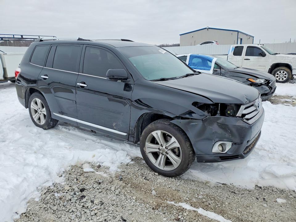 Photo 4 from auction – 2013 TOYOTA HIGHLANDER with VIN 5TDDK3EH5DS258965