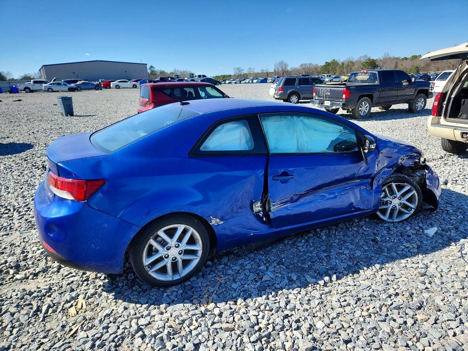 Фото 3 с аукциона – 2010 KIA FORTE с VIN KNAFW6A3XA5287742