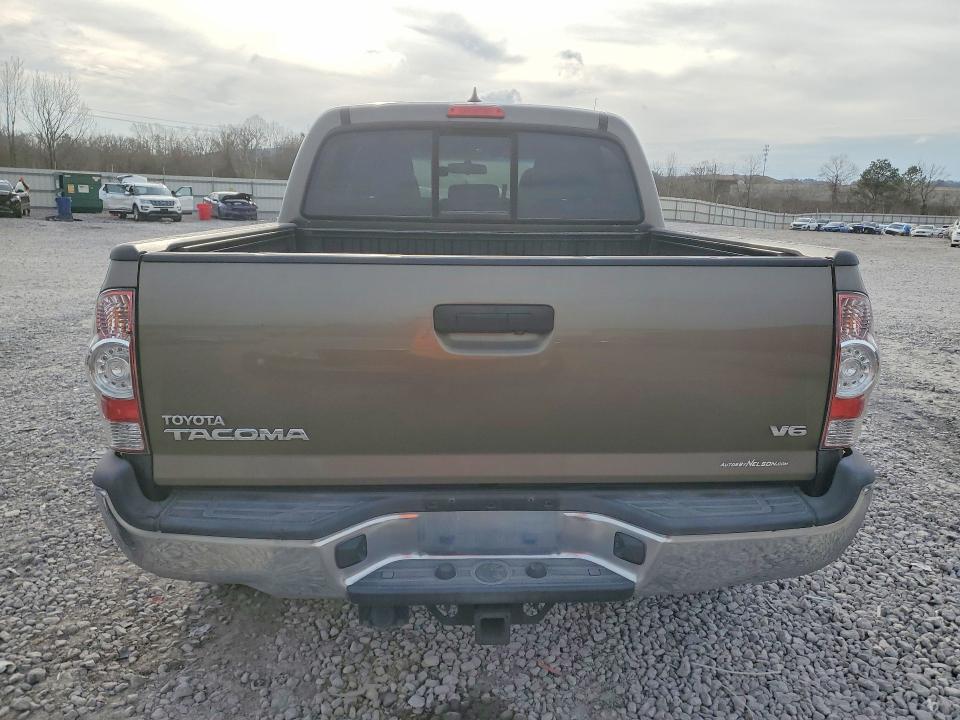 Photo 6 from auction – 2015 TOYOTA TACOMA with VIN 5TFLU4ENXFX142594