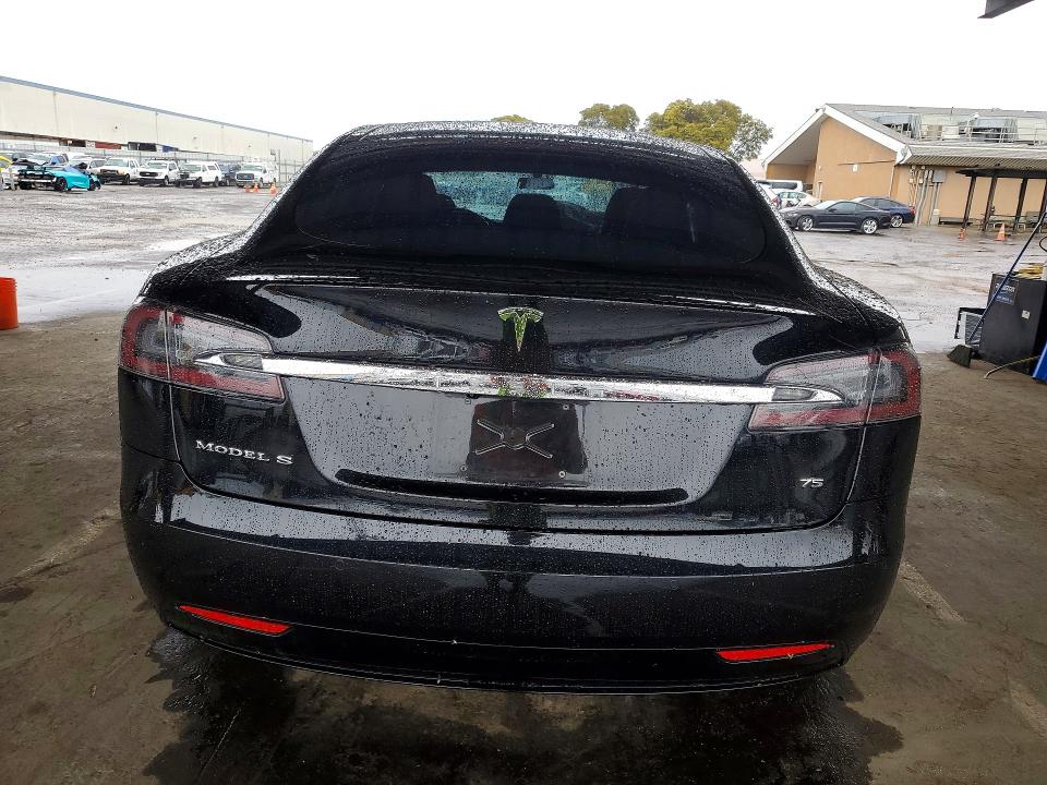 Photo 6 from auction – 2016 TESLA MODEL S with VIN 5YJSA1E14GF174565
