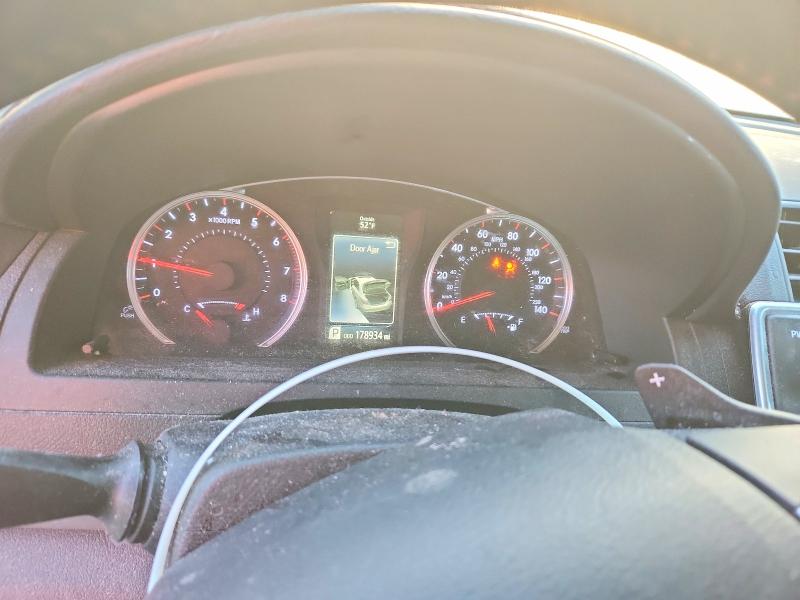Photo 9 from auction – 2015 TOYOTA CAMRY LE with VIN 4T1BF1FK4FU086092