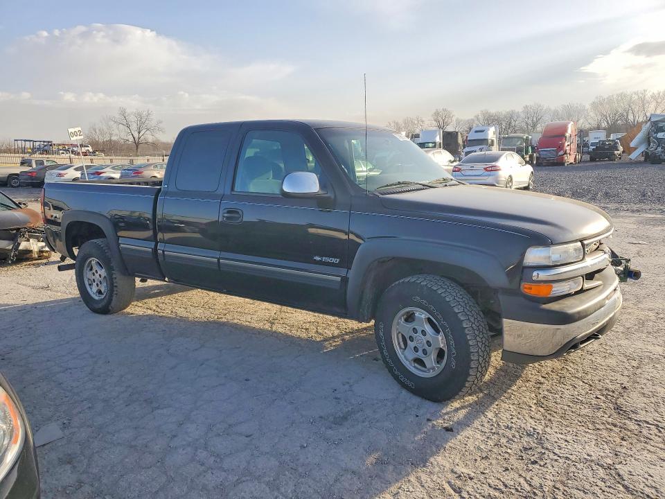 Photo 4 from auction – 2001 CHEVROLET SILVERADO with VIN 2GCEK19T411182729