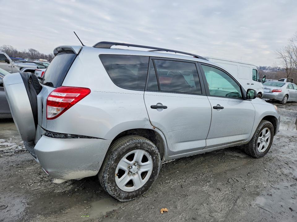 Photo 3 from auction – 2011 TOYOTA RAV4 with VIN 2T3ZF4DVXBW073037