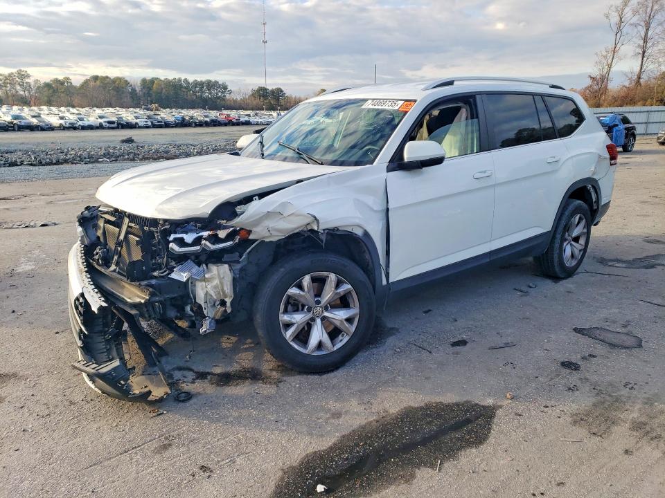 VOLKSWAGEN ATLAS 2018 with VIN 1V2AP2CA5JC600852 - Photo from auction