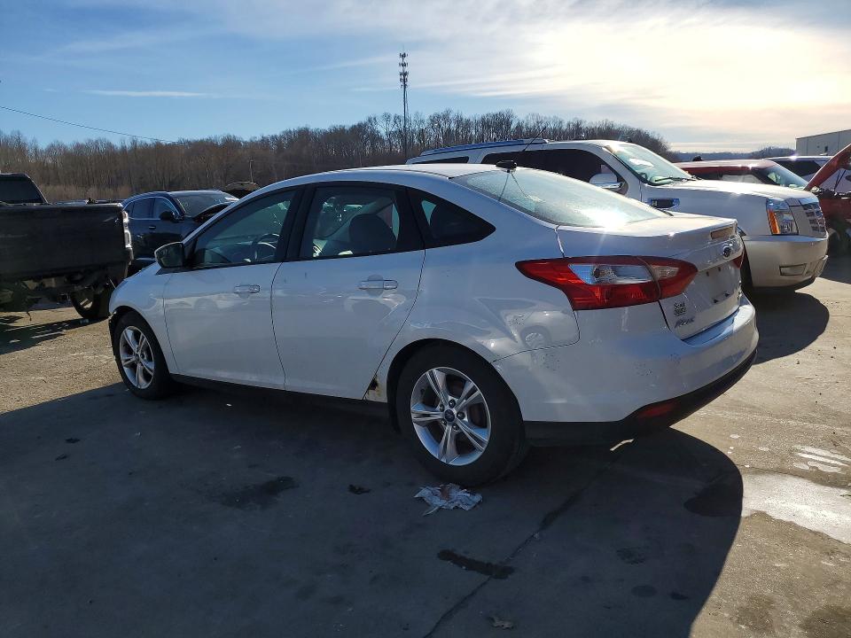 Photo 2 from auction – 2014 FORD FOCUS with VIN 1FADP3F28EL122432