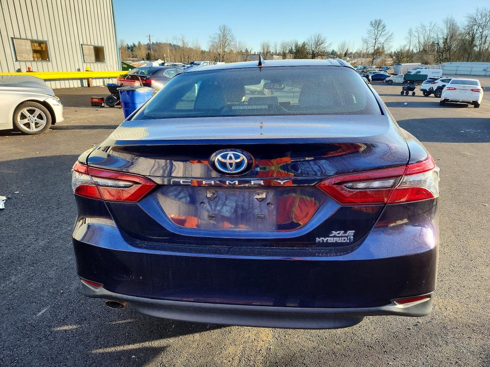Zdjęcie 6 z aukcji – 2022 TOYOTA CAMRY z VIN 4T1F31AK1NU577185