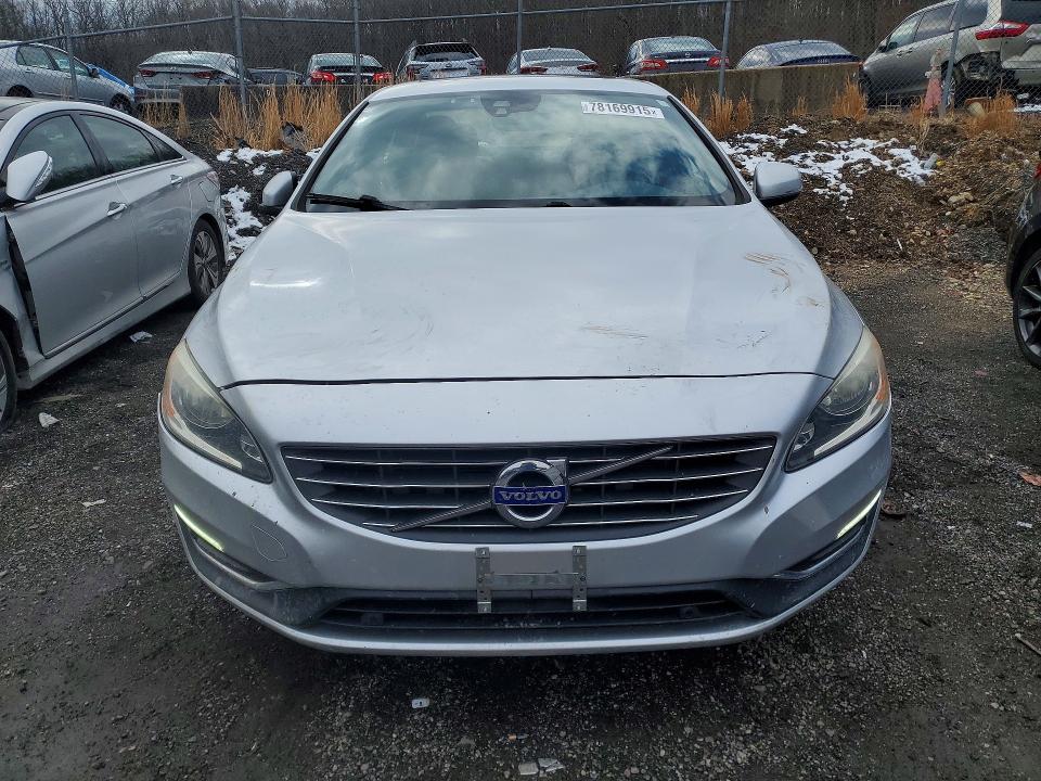 Photo 5 from auction – 2016 VOLVO S60 with VIN YV126MFK6G2413878