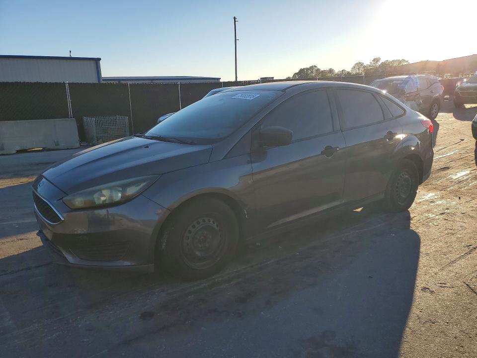 FORD FOCUS S 2018 with VIN 1FADP3E21JL209844 - Photo from auction