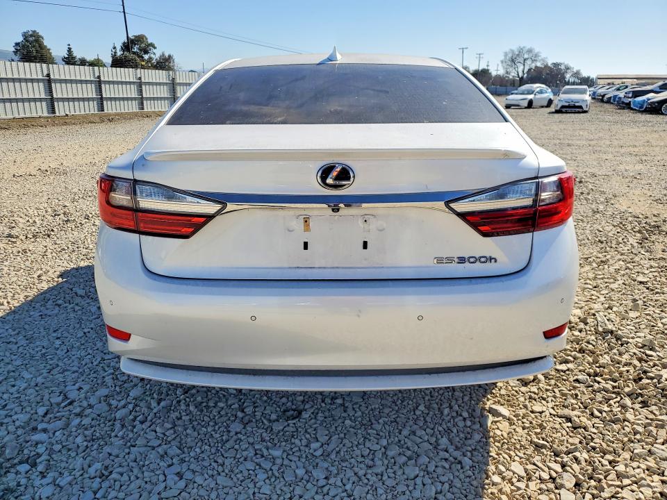 Photo 6 from auction – 2017 LEXUS ES 300H with VIN JTHBW1GGXH2156206