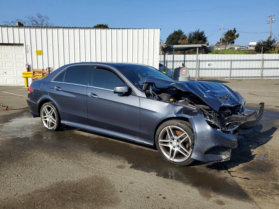 صورة رقم 4 من المزاد - 2016 MERCEDES-BENZ E مع VIN WDDHF6FB2GB189641