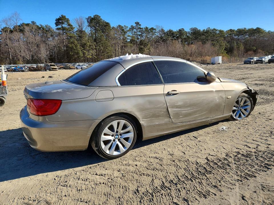 Photo 3 from auction – 2011 BMW 328 with VIN WBADW7C53BE545998