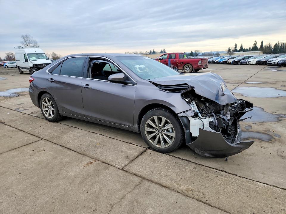 Photo 4 from auction – 2017 TOYOTA CAMRY LE with VIN 4T1BF1FK6HU340873