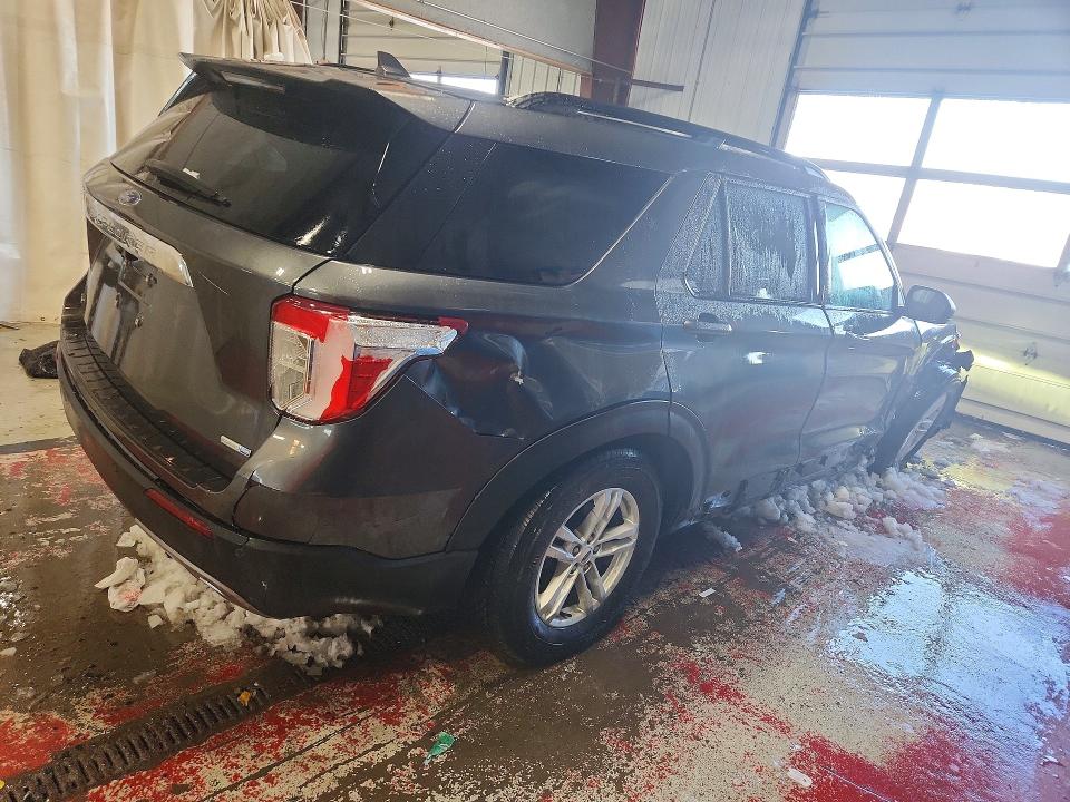 Photo 3 from auction – 2020 FORD EXPLORER X with VIN 1FMSK8DH8LGB48194