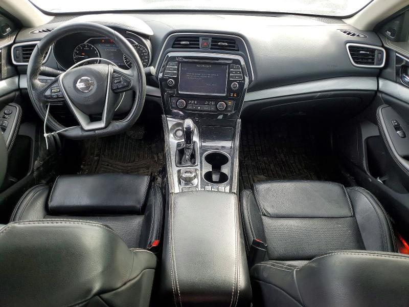 Photo 8 from auction – 2017 NISSAN MAXIMA with VIN 1N4AA6AP7HC361919