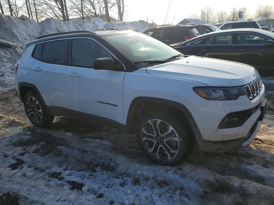 Photo 4 from auction – 2023 JEEP COMPASS with VIN 3C4NJDCN0PT571244