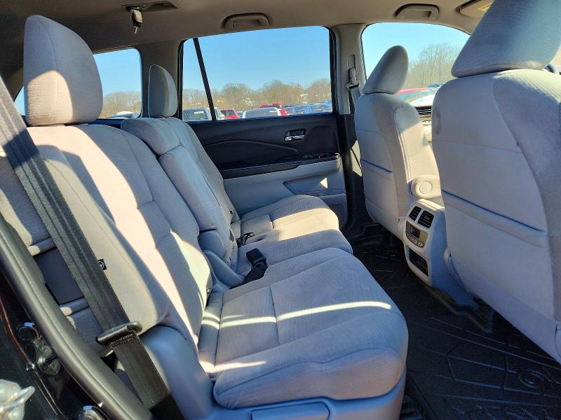 Photo 11 from auction – 2018 HONDA PILOT EX with VIN 5FNYF6H33JB037579
