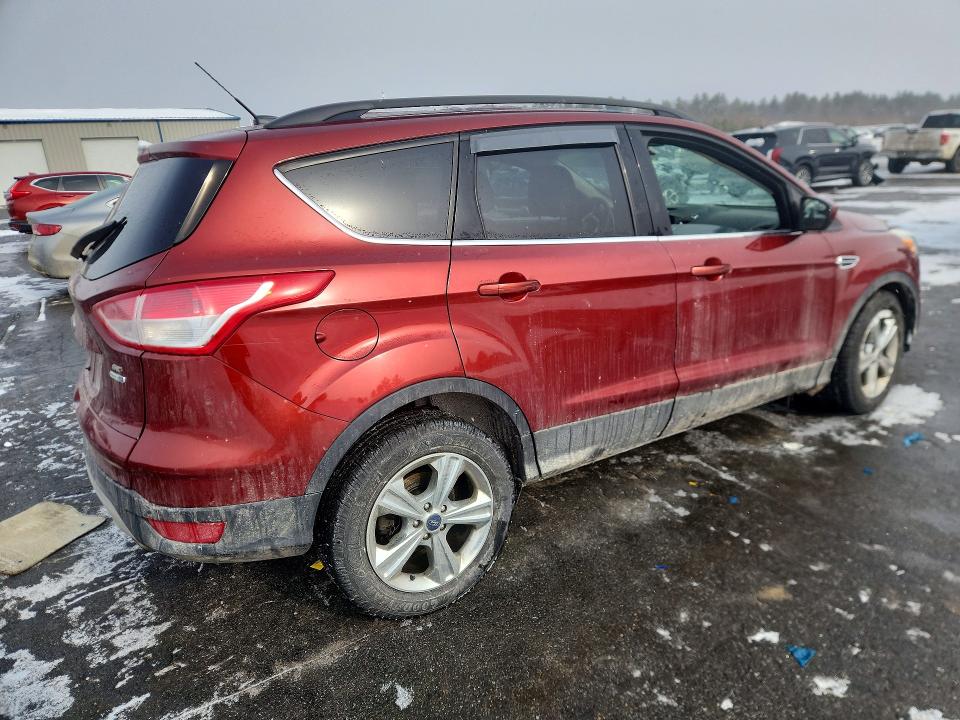 Photo 3 from auction – 2014 FORD ESCAPE SE with VIN 1FMCU9G97EUB37359