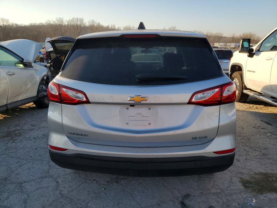 Photo 6 from auction – 2019 CHEVROLET EQUINOX with VIN 3GNAXHEV2KS658666