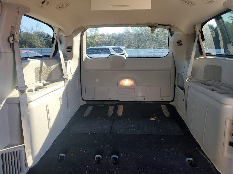 Photo 10 from auction – 2013 CHRYSLER TOWN & COU with VIN 2C4RC1BG2DR512594