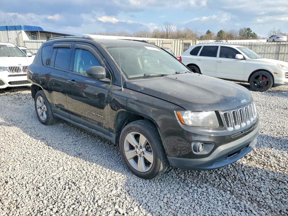 Photo 4 from auction – 2017 JEEP COMPASS with VIN 1C4NJCBA7HD124118