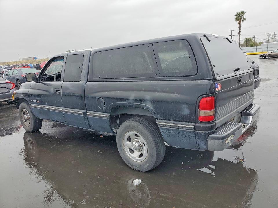 Photo 2 from auction – 1997 DODGE RAM 1500 with VIN 3B7HC13Z8VG833736