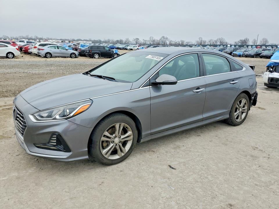 HYUNDAI SONATA 2018 with VIN 5NPE34AF4JH637212 - Photo from auction