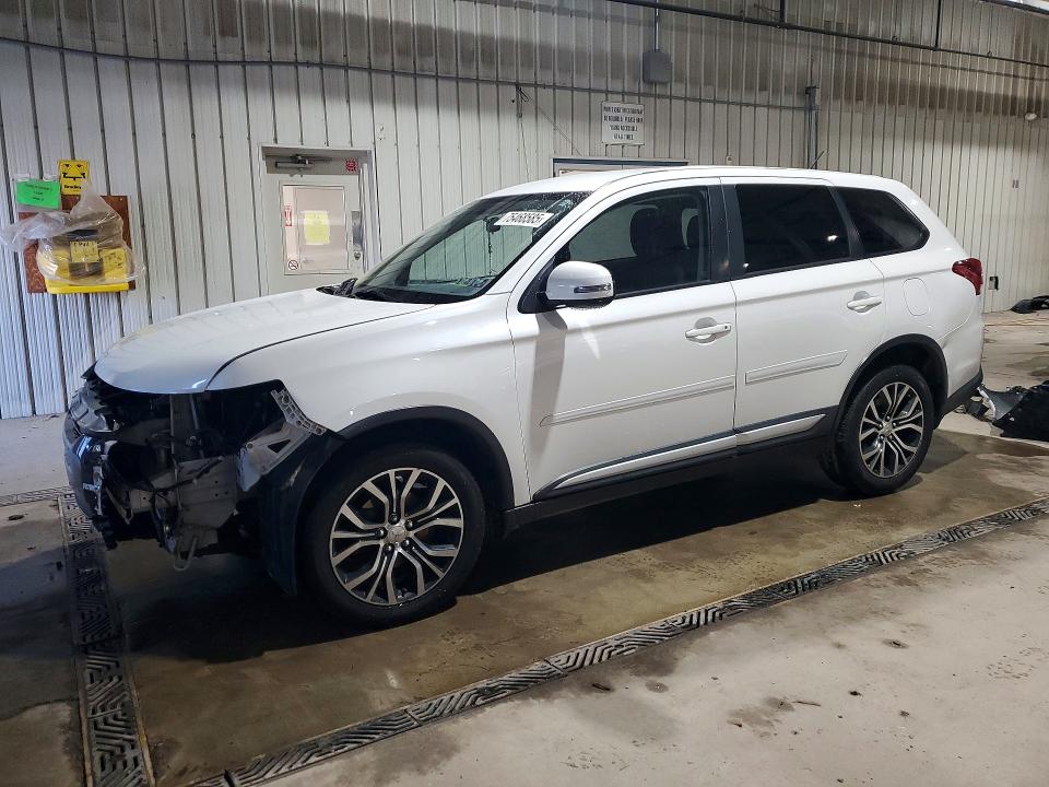 MITSUBISHI OUTLANDER 2016 with VIN JA4AZ3A38GZ007542 - Photo from auction