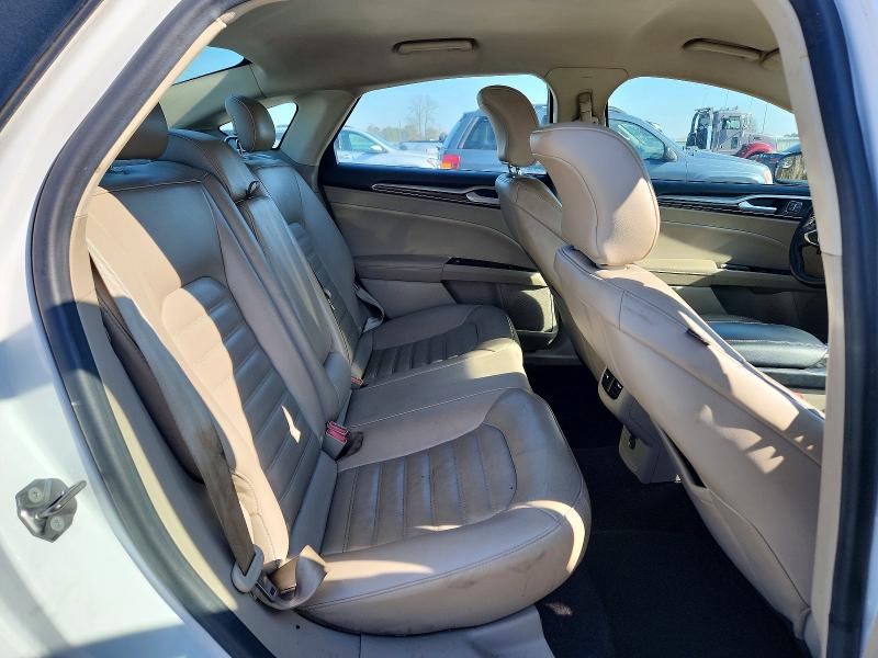 Zdjęcie 10 z aukcji – 2017 FORD FUSION z VIN 3FA6P0HD6HR332698