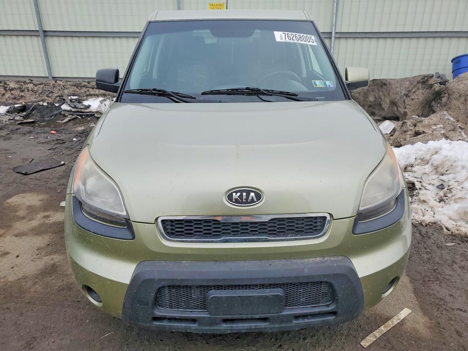 Photo 5 from auction – 2011 KIA SOUL with VIN KNDJT2A27B7209737