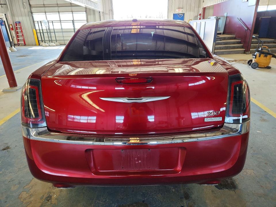 Photo 6 from auction – 2012 CHRYSLER 300 with VIN 2C3CCAAG2CH141226