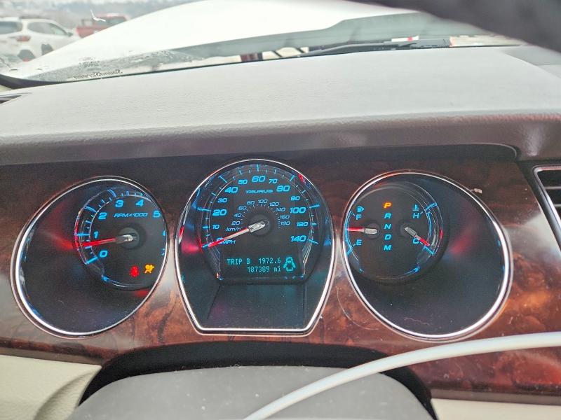 Photo 9 from auction – 2010 FORD TAURUS SEL with VIN 1FAHP2EW8AG103656