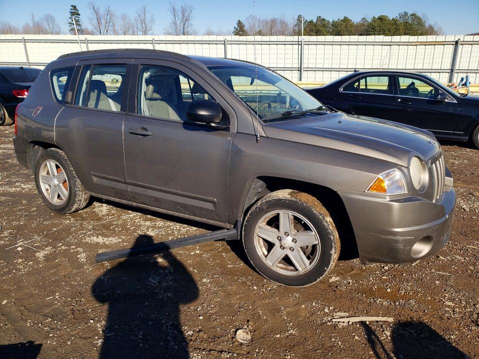 Photo 4 from auction – 2008 JEEP COMPASS SP with VIN 1J8FT47098D732025