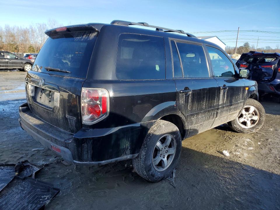 Photo 3 from auction – 2008 HONDA PILOT with VIN 5FNYF18508B050031