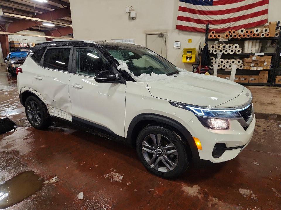 Photo 4 from auction – 2023 KIA SELTOS with VIN KNDEU2AAXP7393200
