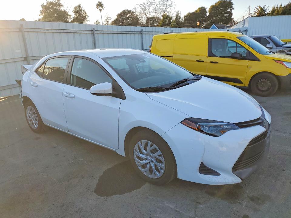 Photo 4 from auction – 2019 TOYOTA COROLLA with VIN 5YFBURHE5KP899965