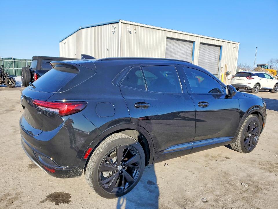 Photo 3 from auction – 2021 BUICK ENVISION with VIN LRBFZNR44MD179790