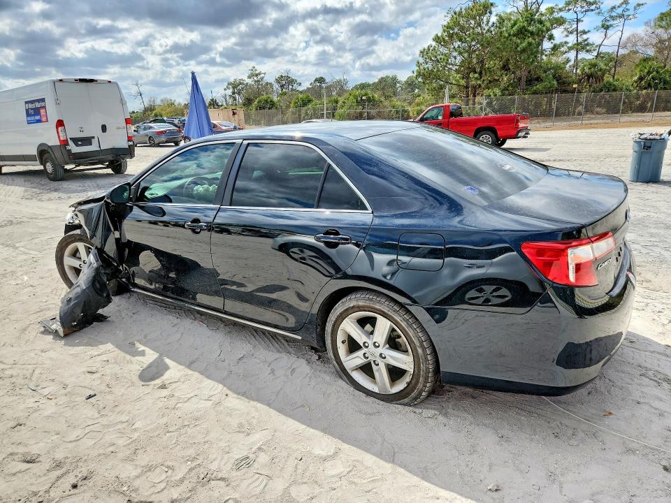 Photo 2 from auction – 2012 TOYOTA CAMRY with VIN 4T1BF1FK6CU029341