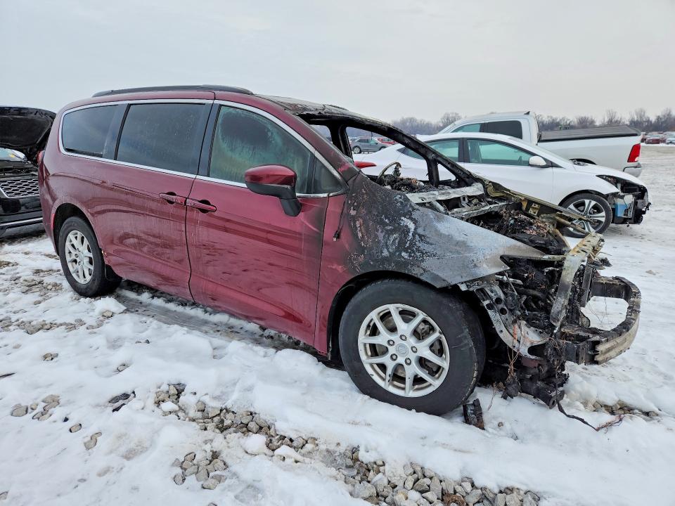 Photo 4 from auction – 2020 CHRYSLER VOYAGER with VIN 2C4RC1DG3LR257370