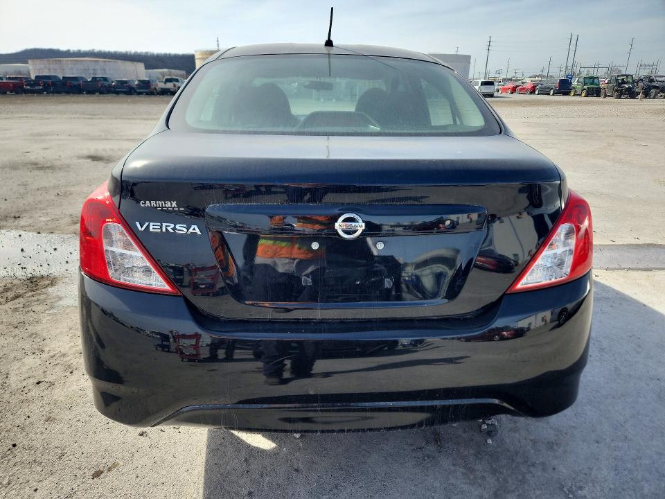 Photo 6 from auction – 2017 NISSAN VERSA with VIN 3N1CN7AP8HL879025